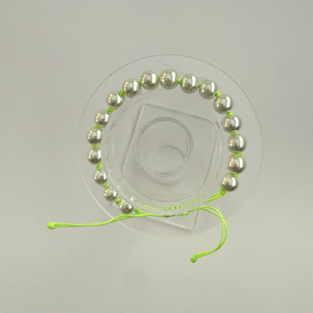 White Beaded Bracelet Green Adjustable Handmade Boho - Picture 6 of 9